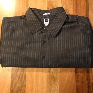 Gap XXL long-sleeved shirt. Charcoal gray with light gray stripes.